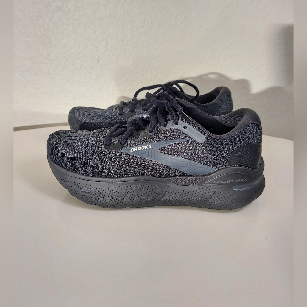 Brooks Ghost Max Black Running/Walking Impact Absorbing Sneakers WM Size USA 6 - Picture 2 of 15